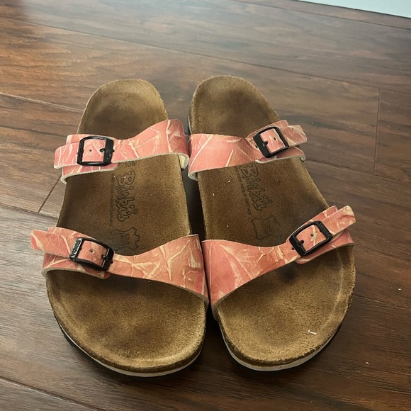 Birkis by Birkenstock Salina Pinkish coral Sandals - Size 8. - Picture 1 of 10